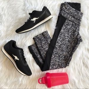 Athleta gray floral ruched capri leggings